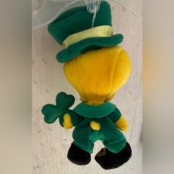 Warmer brother: tweety bird st. Petricks day about 11” inches plush animal. - Picture 2 of 3